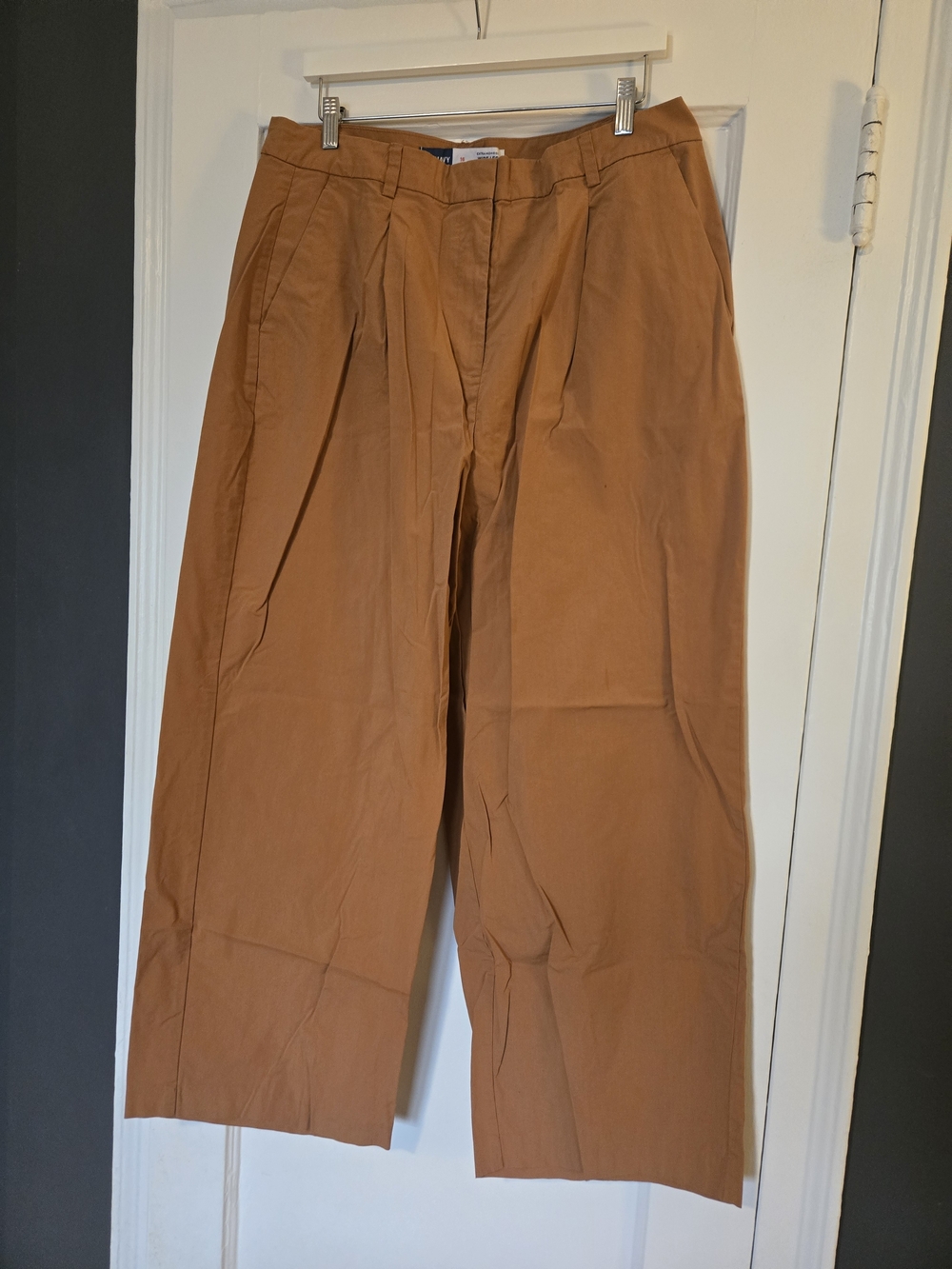 Old Navy Extra-High-Waisted Poplin Taylor Wide-Leg Trouser Pants